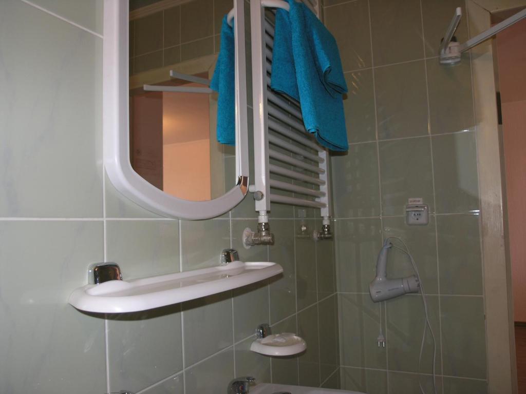 Hotel Banderstadt Iwano-Frankiwsk Zimmer foto