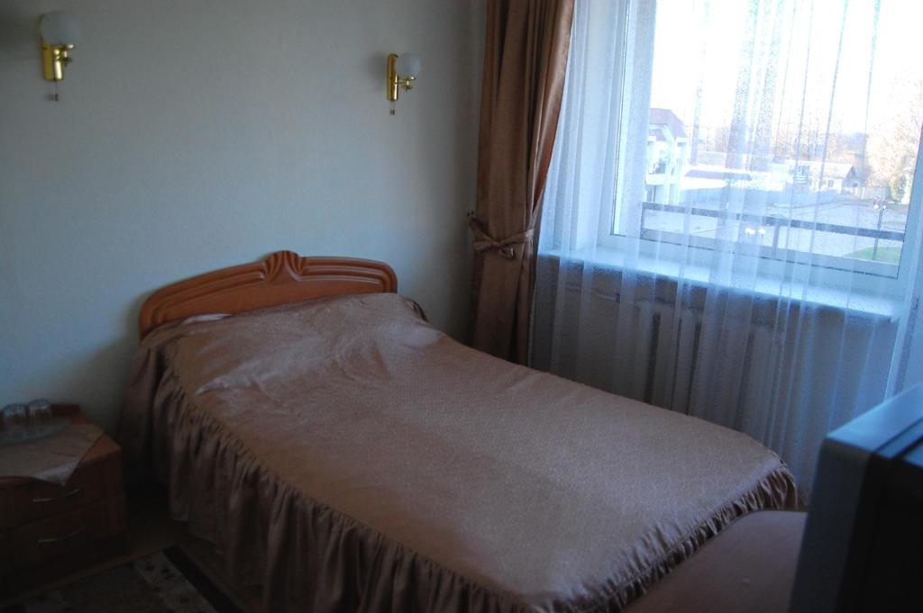 Hotel Banderstadt Iwano-Frankiwsk Zimmer foto