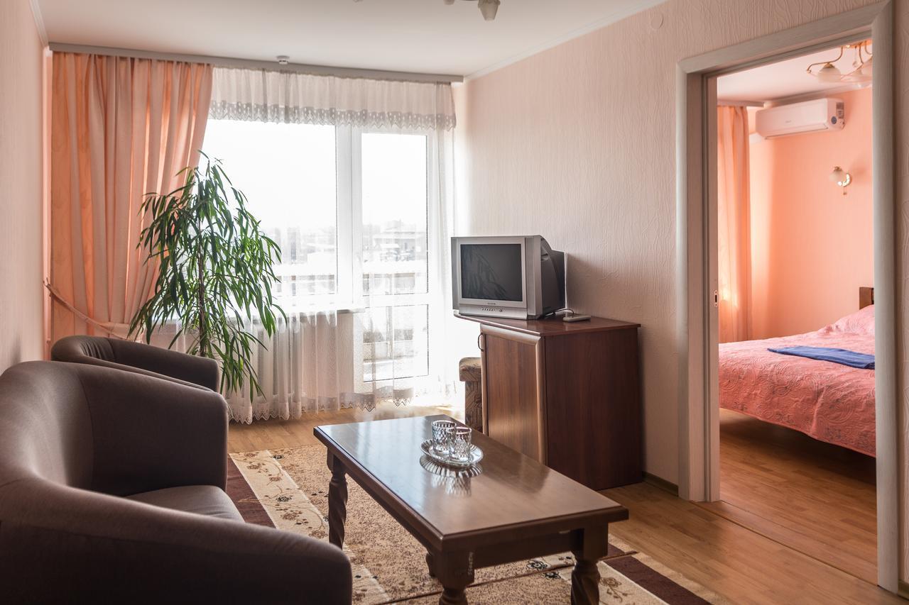 Hotel Banderstadt Iwano-Frankiwsk Exterior foto